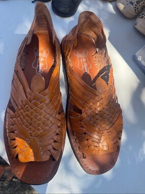 Men’s Handwoven Leather Huarache Sandals - Brown